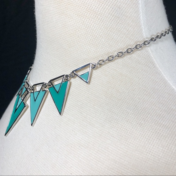 Aqua Blue Triangle Spike Flair Statement Silver Necklace Earrings Set - Picture 3 of 3
